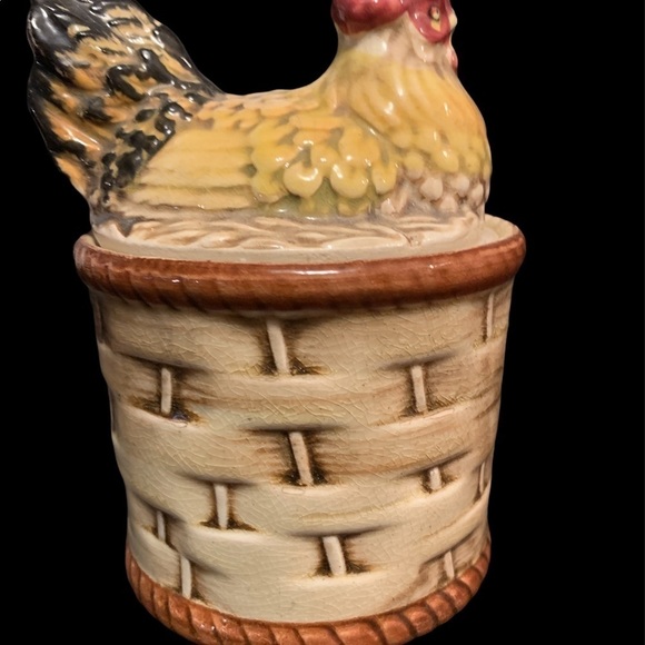 Vintage Set of 3 Tea Pot, Creamer & Sugar - Picture 8 of 9